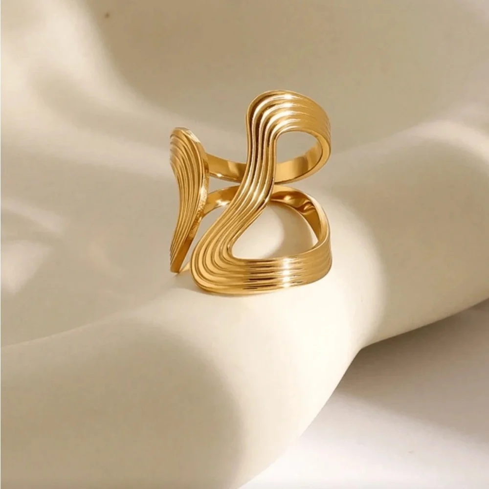 Anthropologie stylish gold